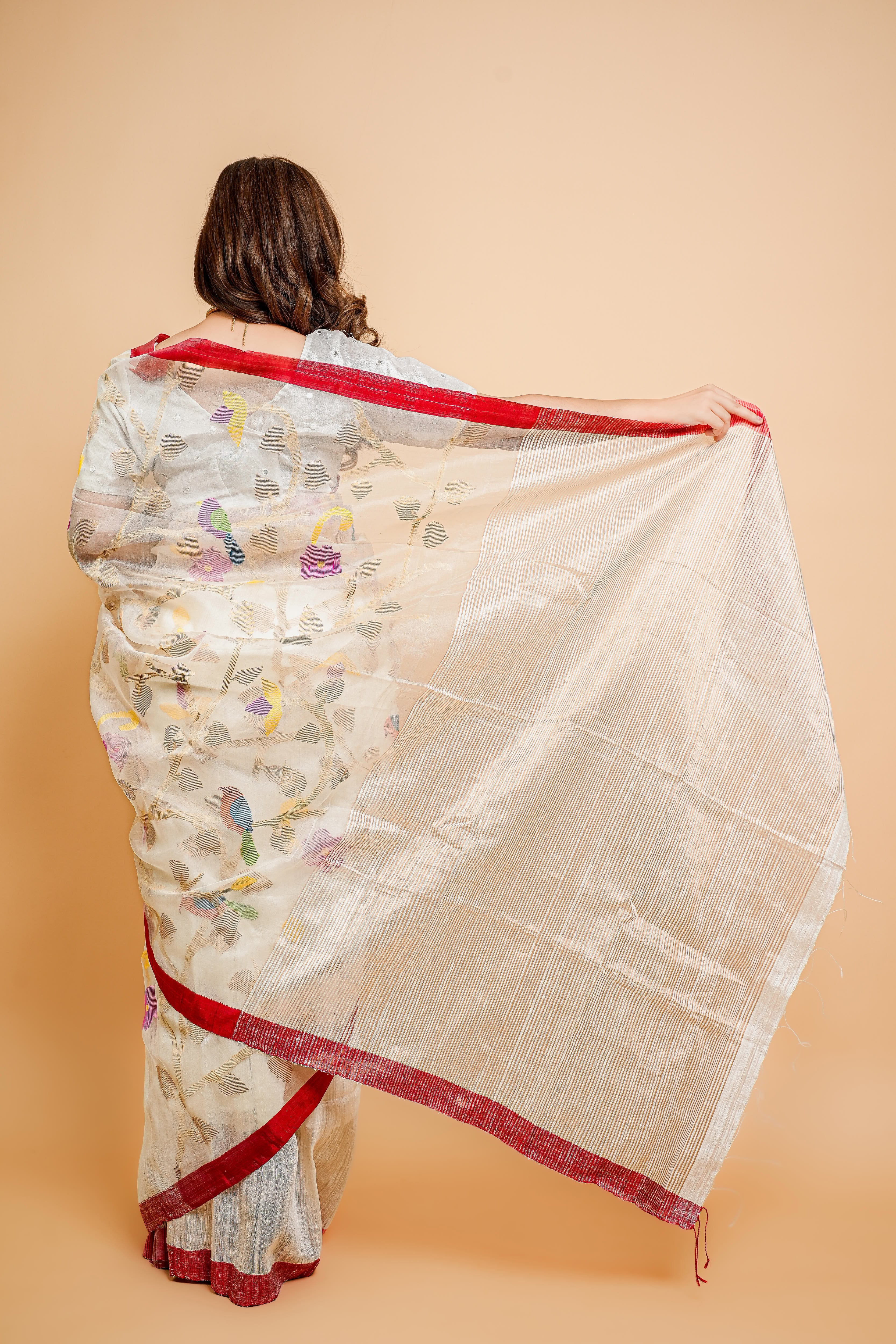 Off-White Handloom Bengali Matka Muslin Silk Saree with Red Border
