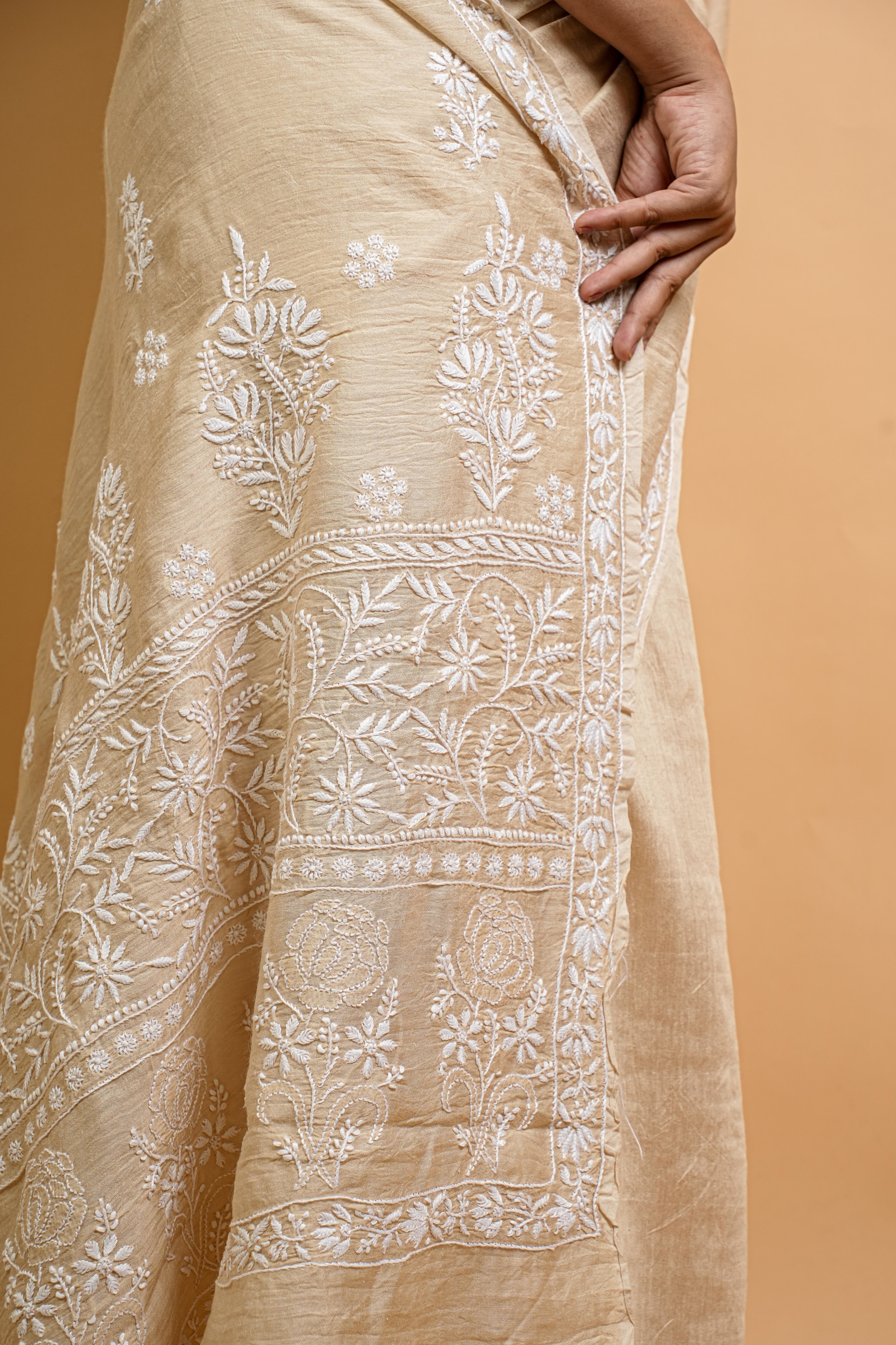 Moga Silk  Chikankari Saree with Thread Work (Beige)