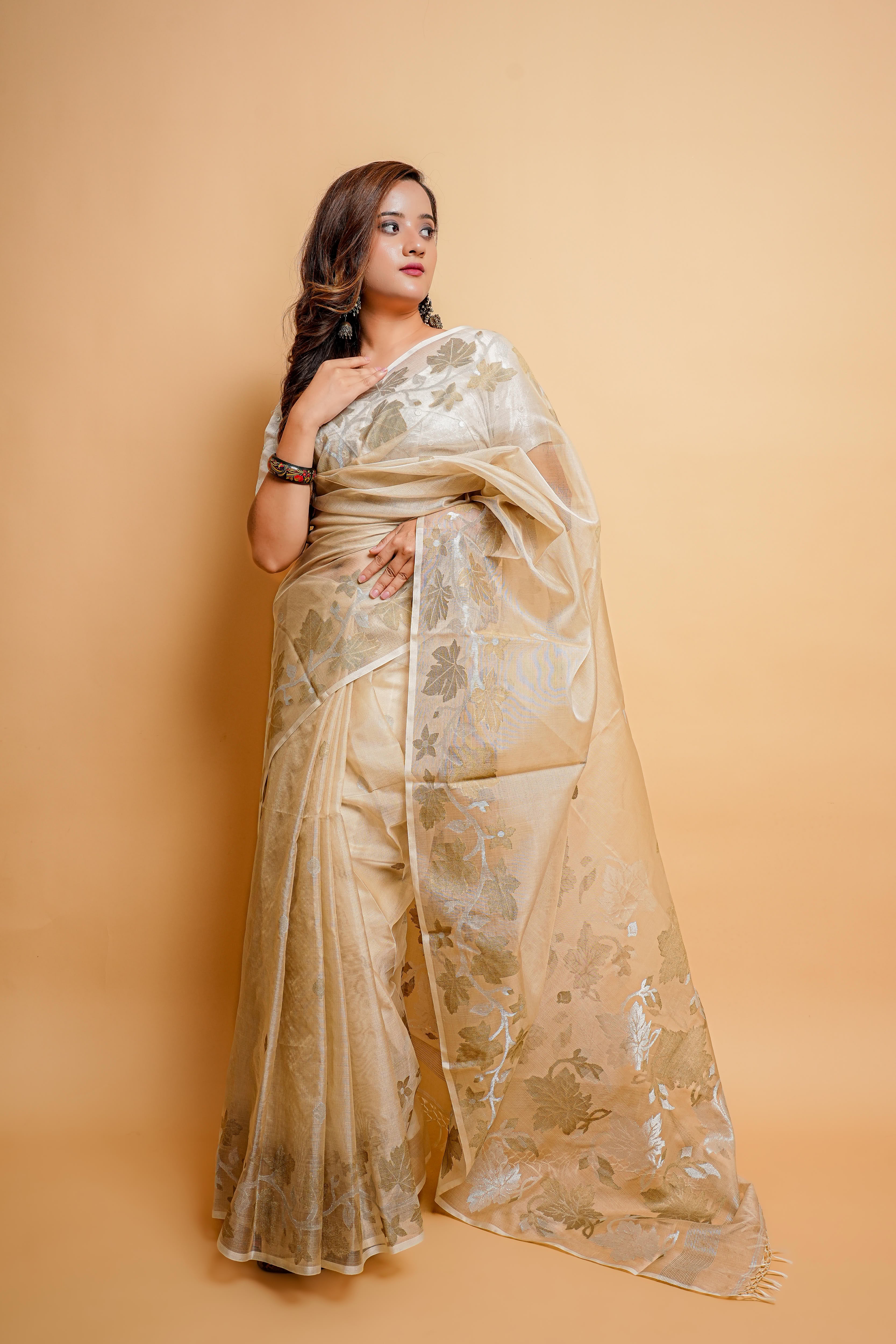 Bengali Muslin Jamdani Saree (Beige)