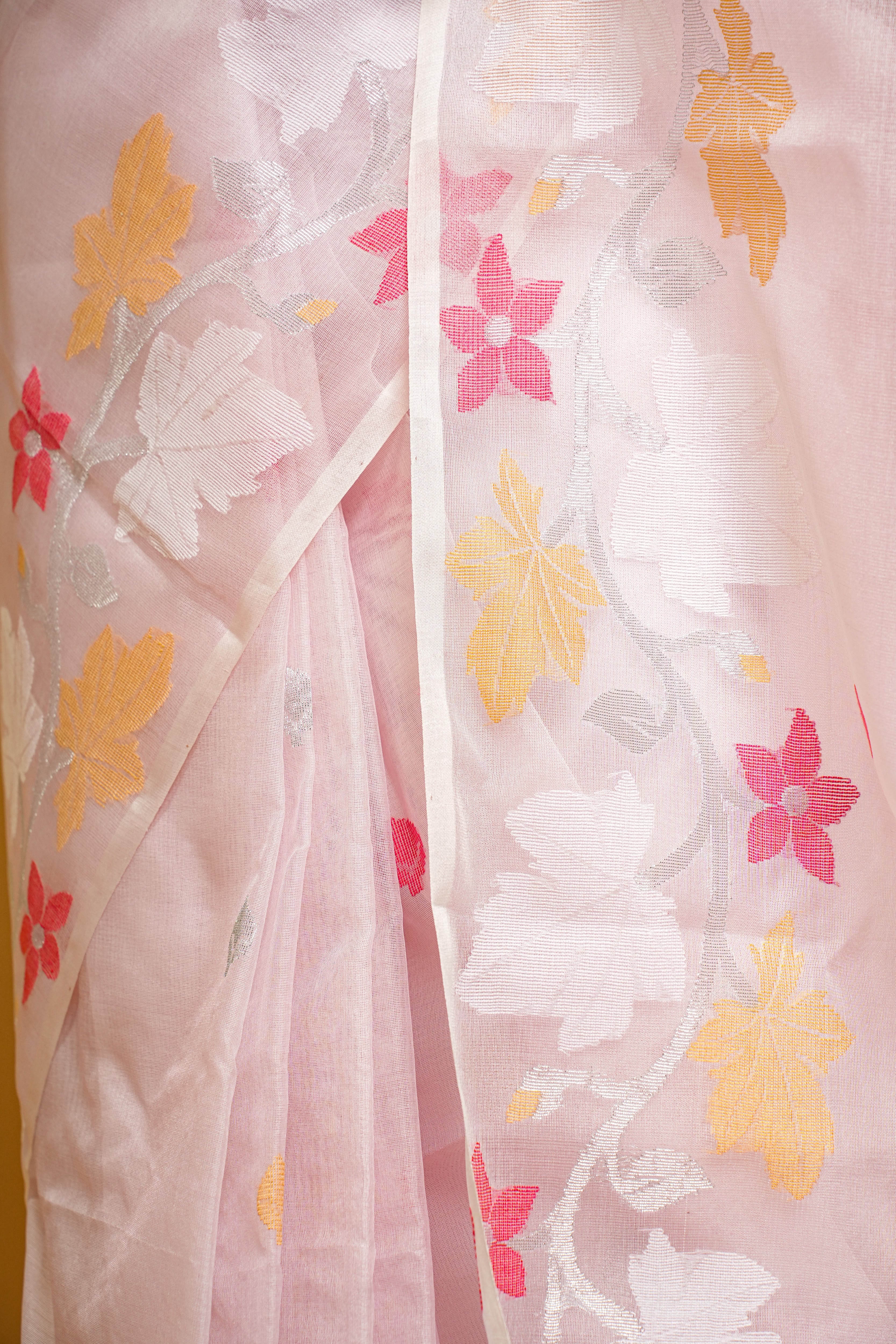 Light Pink Bengali Jamdani Muslin Saree with Floral Motifs